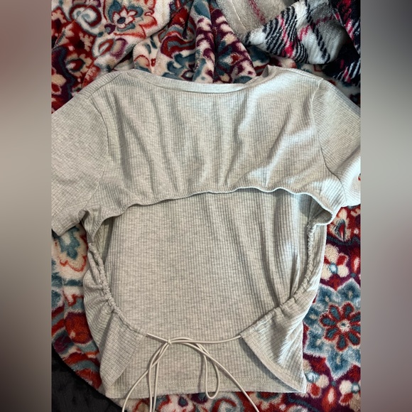 grey open back t shirt ! - Picture 2 of 2